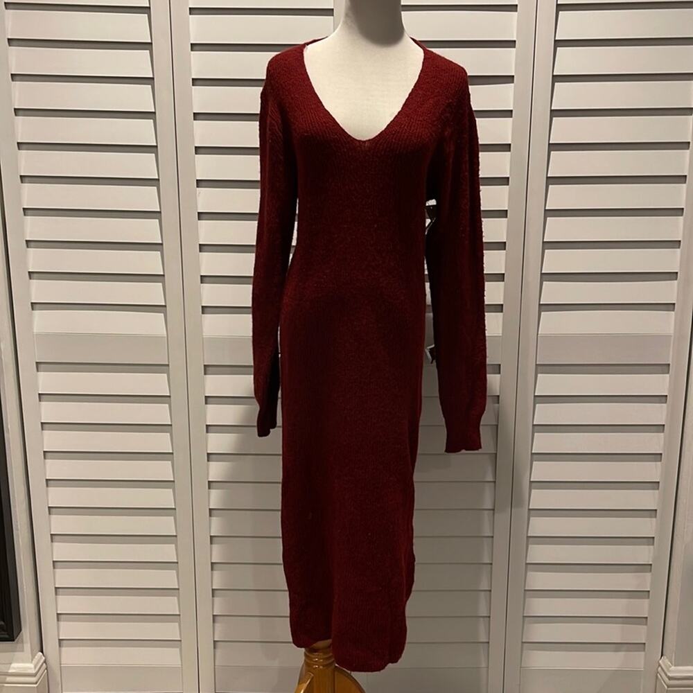 Stitchdrop NWT V Neck Sweater Dress with side bottom Zipper in a Burgundy Color